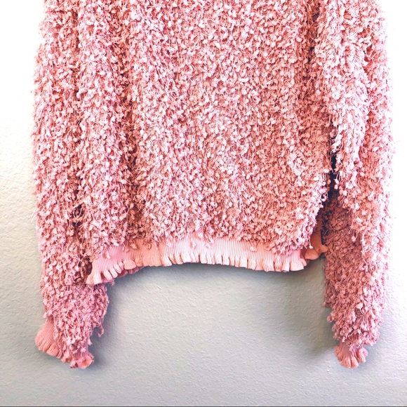 WISHLIST Soft Pink Popcorn Ruffle Mock Top M/L NEW - Picture 5 of 9
